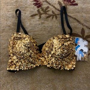 Brand new iHeartRaves festival bra✨